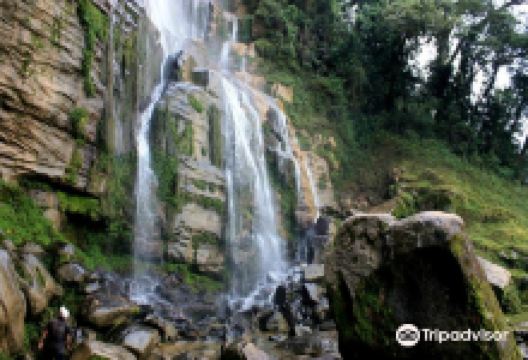 Yumbilla Waterfall景点图片