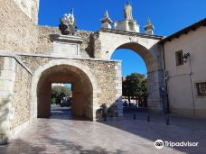 Arco de la Carcel-Comarca de Leon