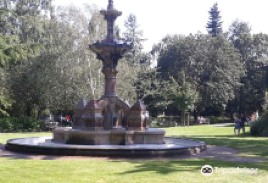 Hitchman Fountain景点图片