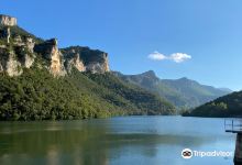 Embalse de Sobron y desfiladero景点图片