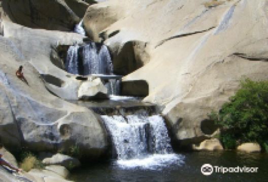 Dry Meadow Creek景点图片