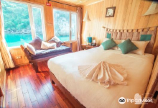 Secret Halong Cruise景点图片