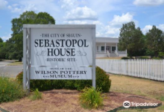 Sebastopol House State Historic Site景点图片