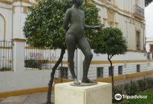Estatua a la Nina del Aro景点图片