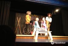 Pinecone Playhouse at Mack's Inn Resort景点图片