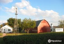 Pioneer Heritage Townsite Center景点图片