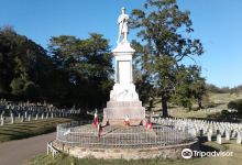 Cedar Hill Cemetery景点图片