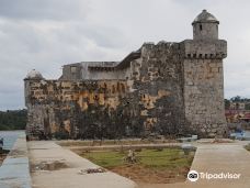 Torreon de la Chorrera-Tom Groggin