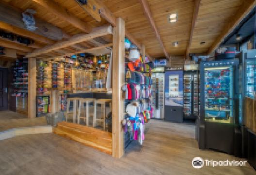 Ski Center景点图片