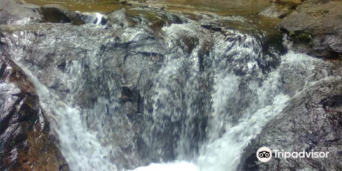 Sungai Yong Waterfalls