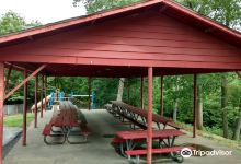Frank Webb Memorial Park景点图片