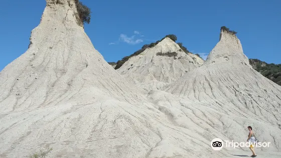 Komolithi