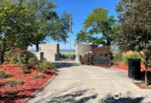 Lewis and Clark Monument and Scenic Overlook景点图片