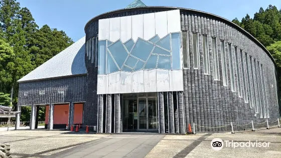 富山県立山博物館
