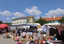 Street Market in Kableshkovo on Thursday景点图片