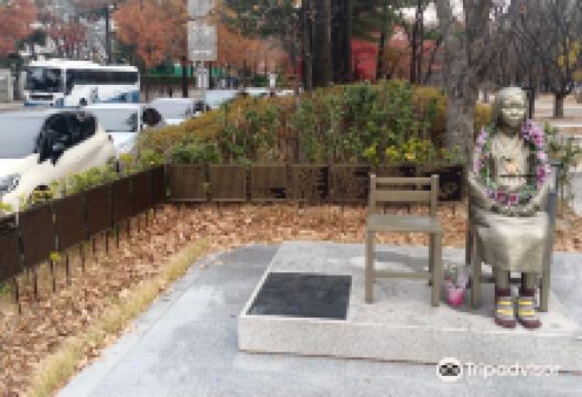 和平少女像景点图片