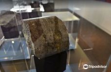 NWT Diamond Centre-耶洛奈夫