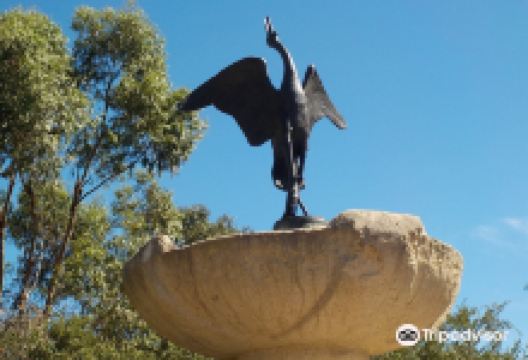 Donald Macdonald Reserve景点图片