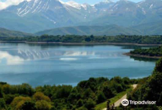 Riserva Naturale Lago di Campotosto景点图片