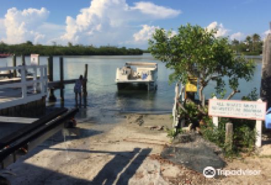 The Castaways Marina景点图片