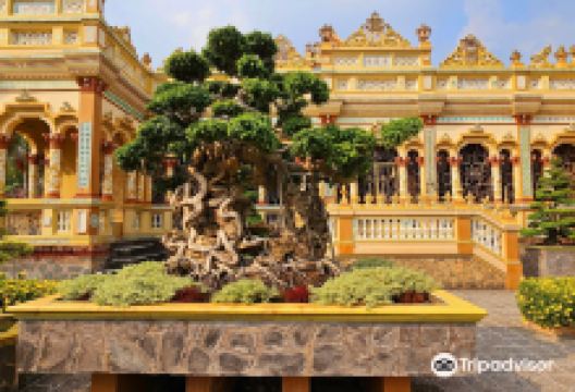 Vinh Hung Pagoda景点图片