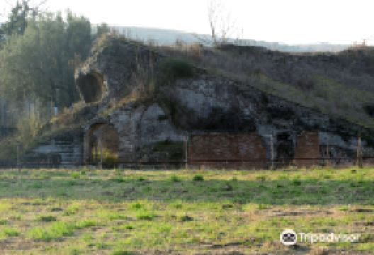 Teatro Romano dell'Antica Cales景点图片