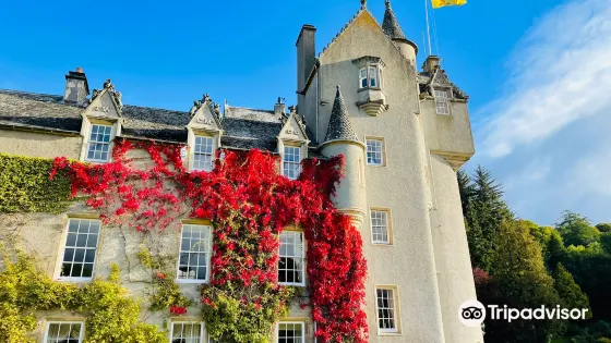 Ballindalloch Castle