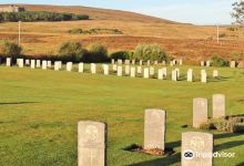 Lyness Royal Naval Cemetery景点图片