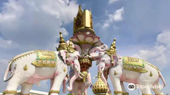 Three-Headed Elephant Statue