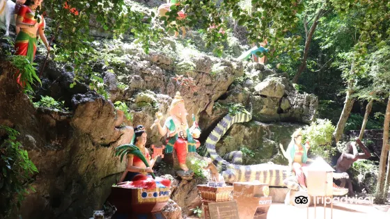 Wat Tham Ta Pan