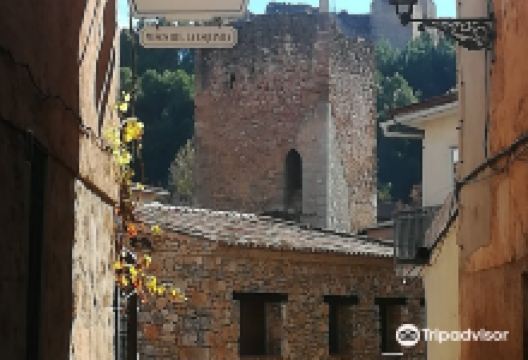 Torreones de la puerta Salinera景点图片
