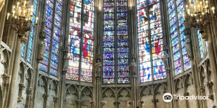 聖納扎留斯聖塞爾蘇斯聖殿