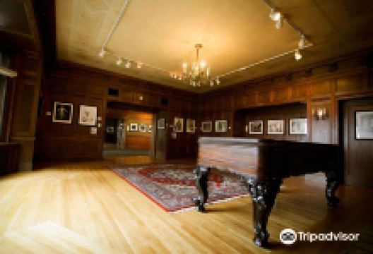 Hoyt Institute of Fine Arts景点图片