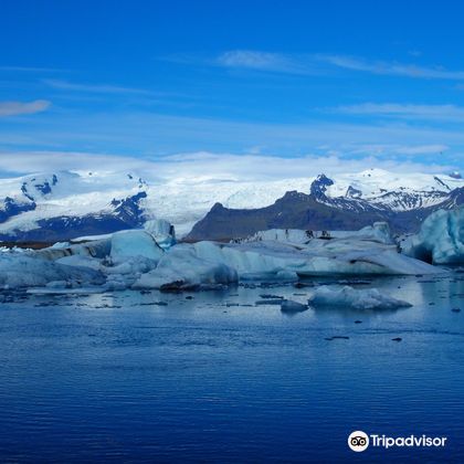 冰岛+朗格冰川+蓝冰洞一日游