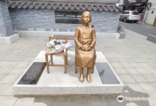 和平少女像景点图片