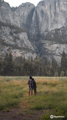 Swinging Bridge Picnic Area Yosemite National Park CA-优胜美地谷
