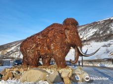 Mammoth Sculpture, Vremya-马加丹