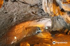 Cuevas de Zugarramurdi-苏伽拉莫蒂