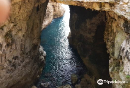 Grotta Del Turco景点图片