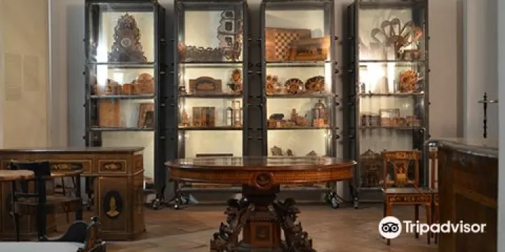 木質鑲嵌傢俱博物館