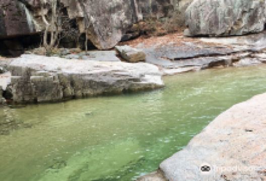 仙游洞景点图片
