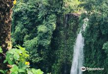 Fuipisia Waterfall景点图片