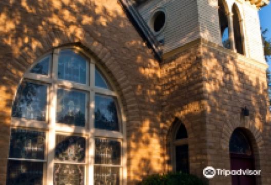 Matthews Memorial Presbyterian Church景点图片