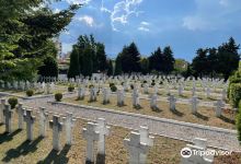 French Military Cemetery景点图片