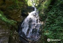Sum Waterfall景点图片