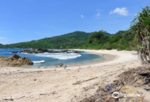 Parang Kursi Beach景点图片