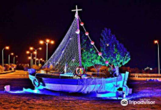 The Boats of Roundabout景点图片