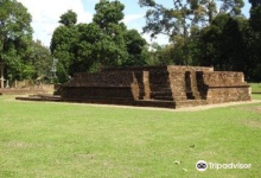 Candi Tinggi景点图片