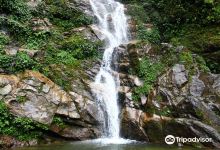 Rimbi Waterfalls景点图片