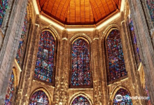 Saint Vulfran Collegiate Church景点图片